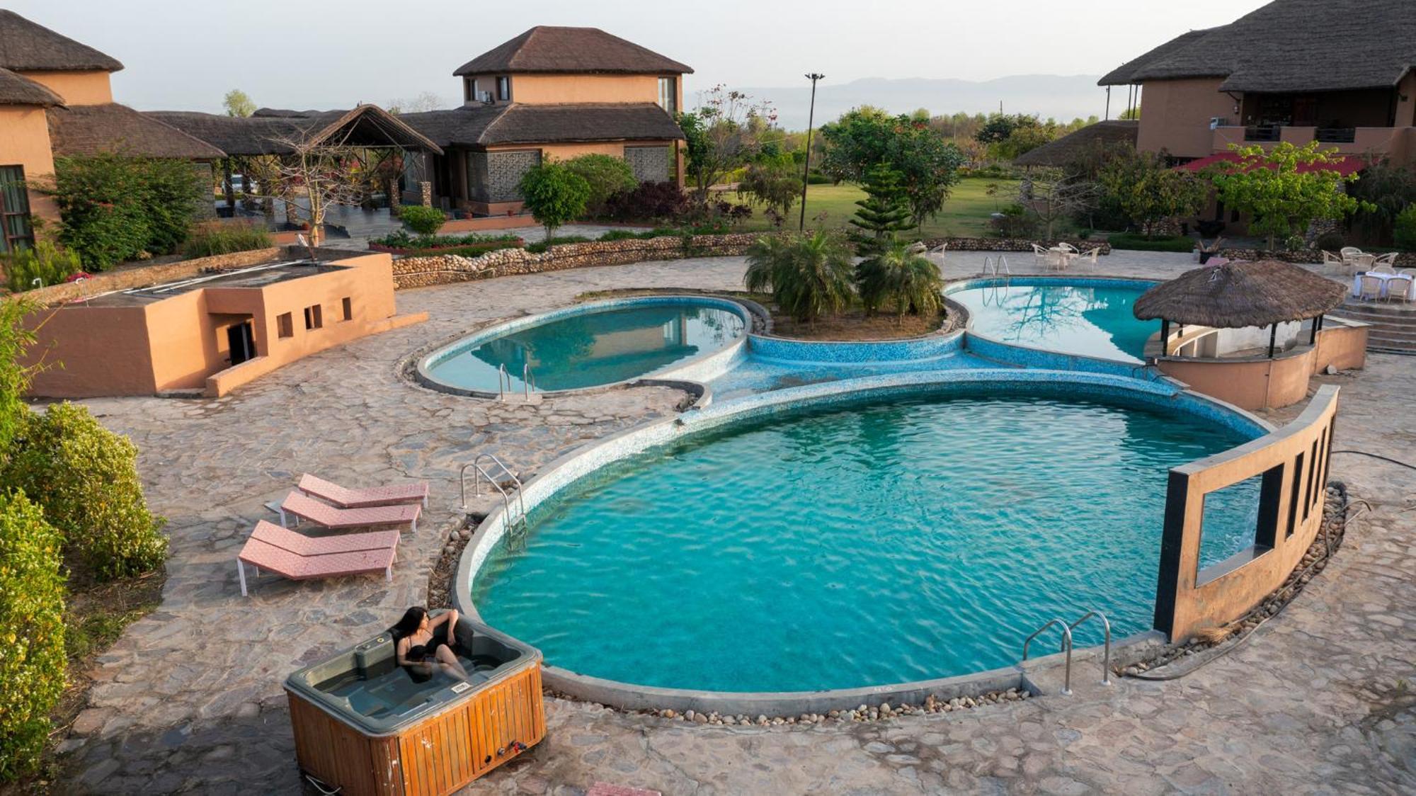 Gaj Resort, A Member Of Radisson Individuals Retreats Binewāl Buitenkant foto